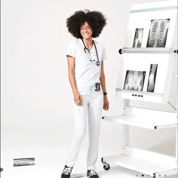 SOLD❌ Figs Space Gray/Grey Yola XXS - Picture 4 of 6